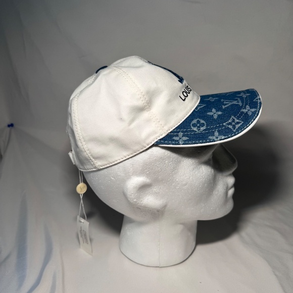 LV Monogram Baseball Cap - Picture 3 of 4